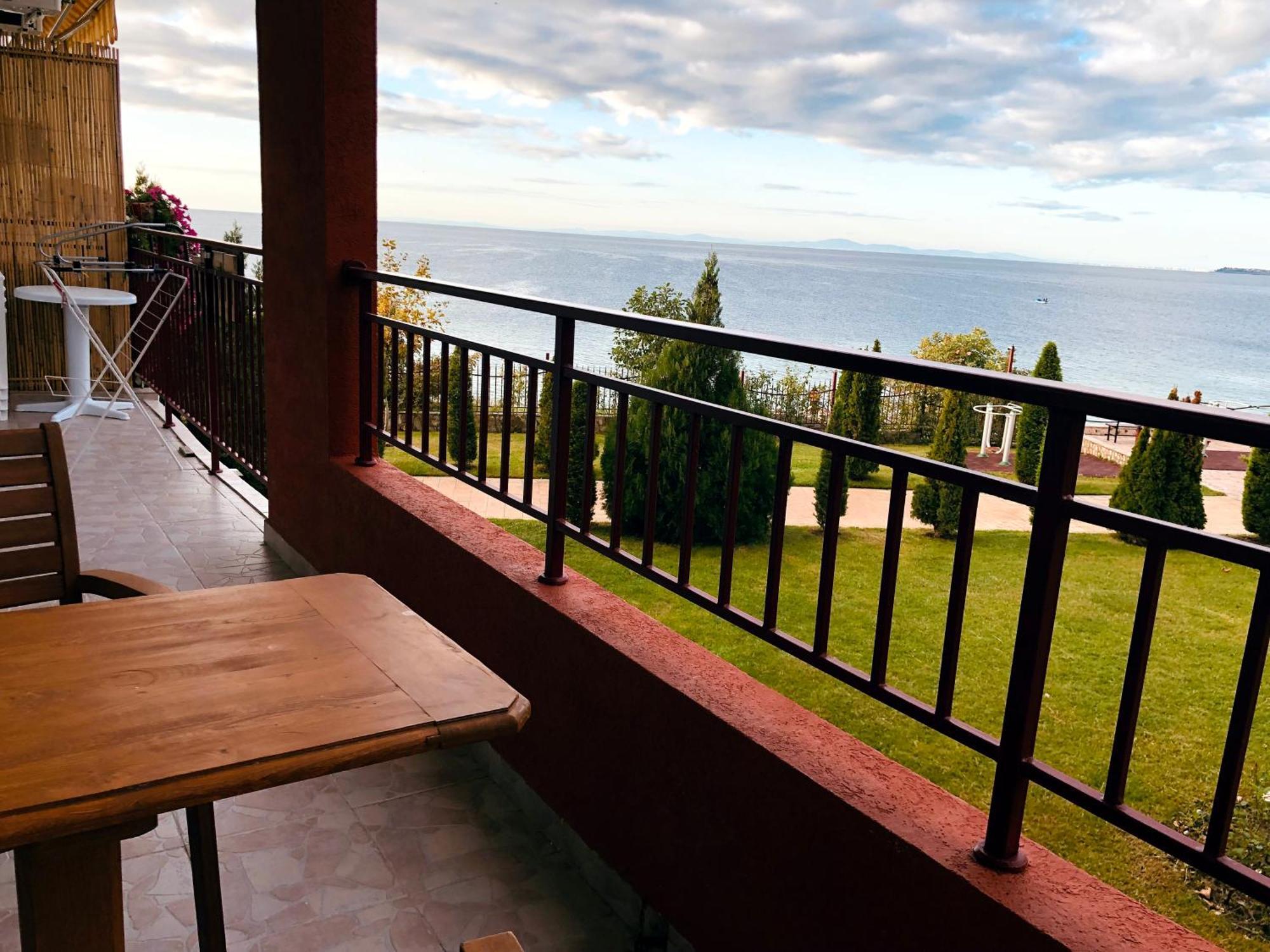Beautiful Apartment Right By The Sea, Sweti Wlas Exterior foto